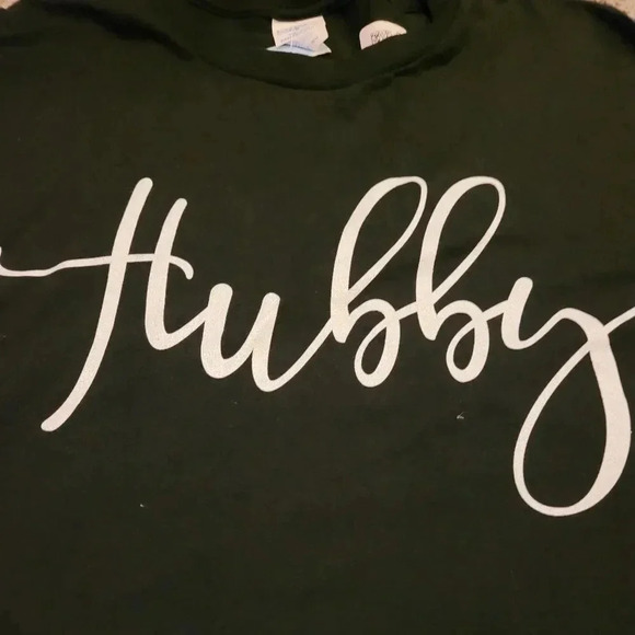 Hubby tshirt‎ - Picture 1 of 3